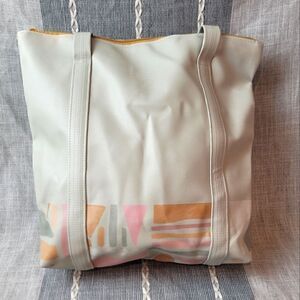 TALKING OUT OF TURN Zippered Tote